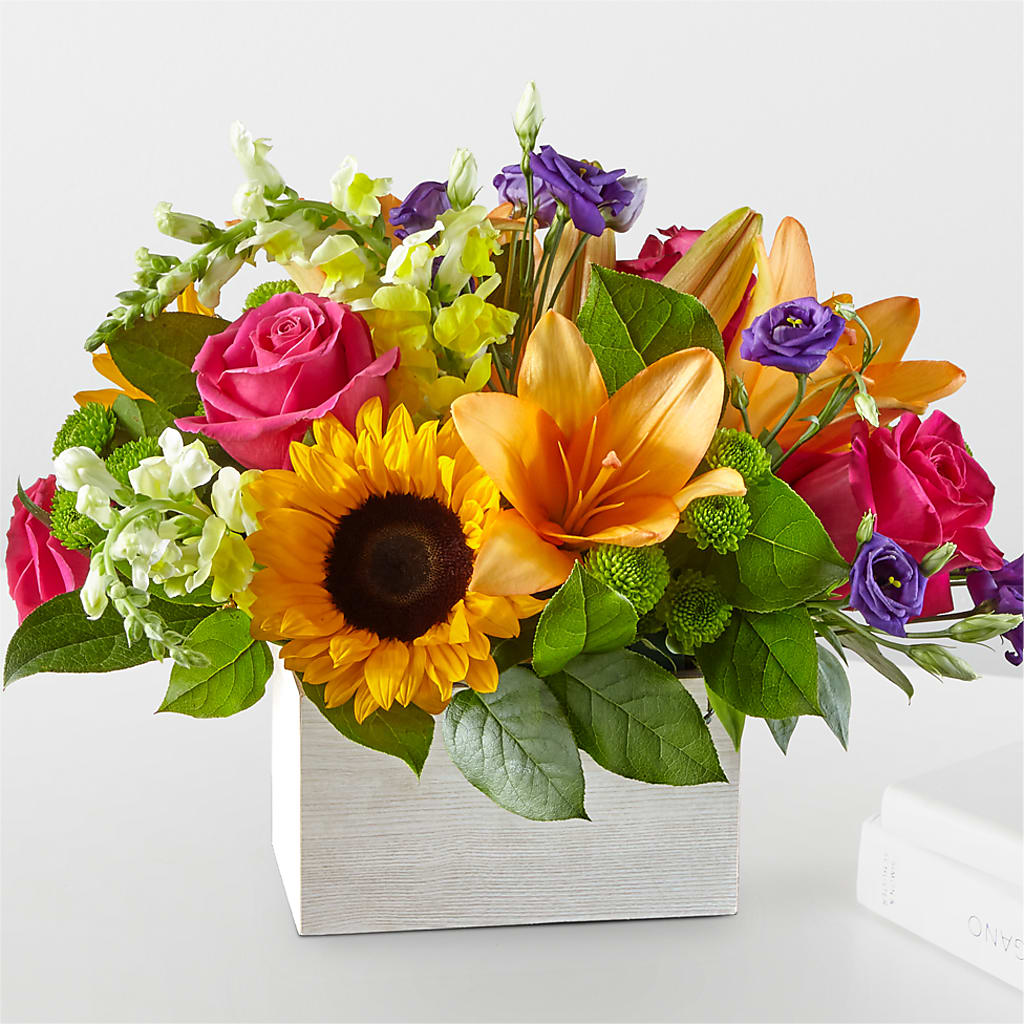 Best Day Box Bouquet – Jazmin Flowers, Chicago IL