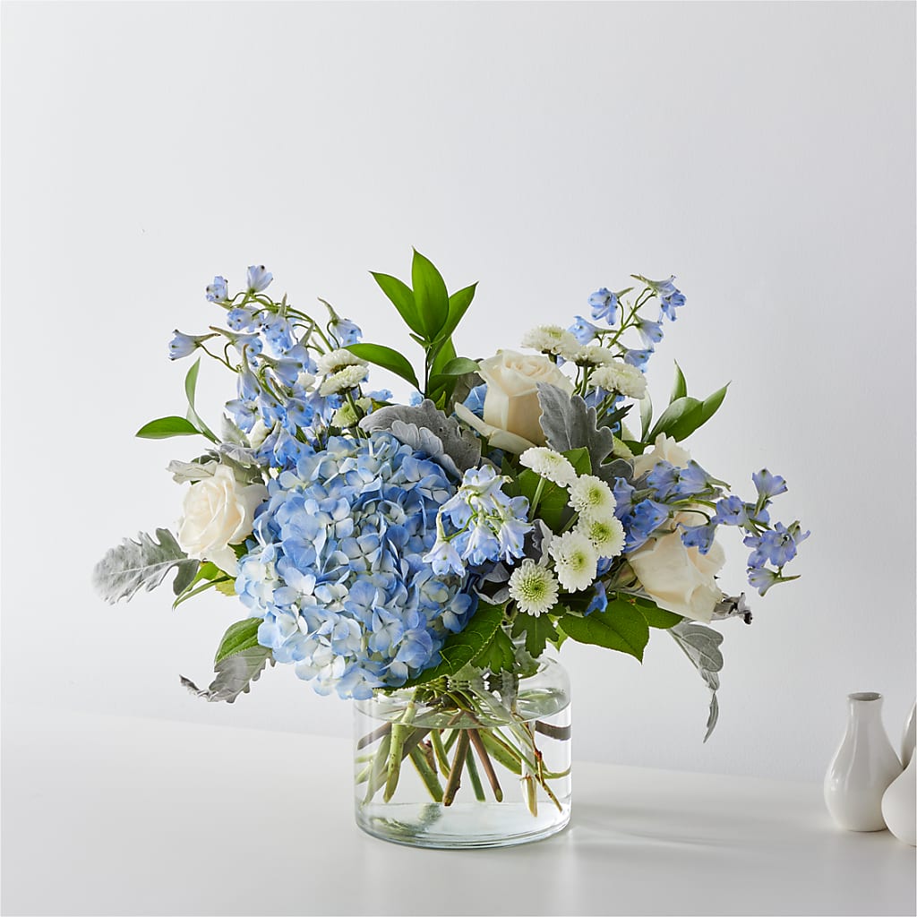 Coastal Blossom Bouquet – Jazmin Flowers, Chicago IL