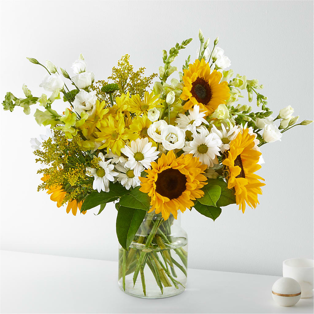 Hello Sunshine Bouquet – Jazmin Flowers, Chicago IL