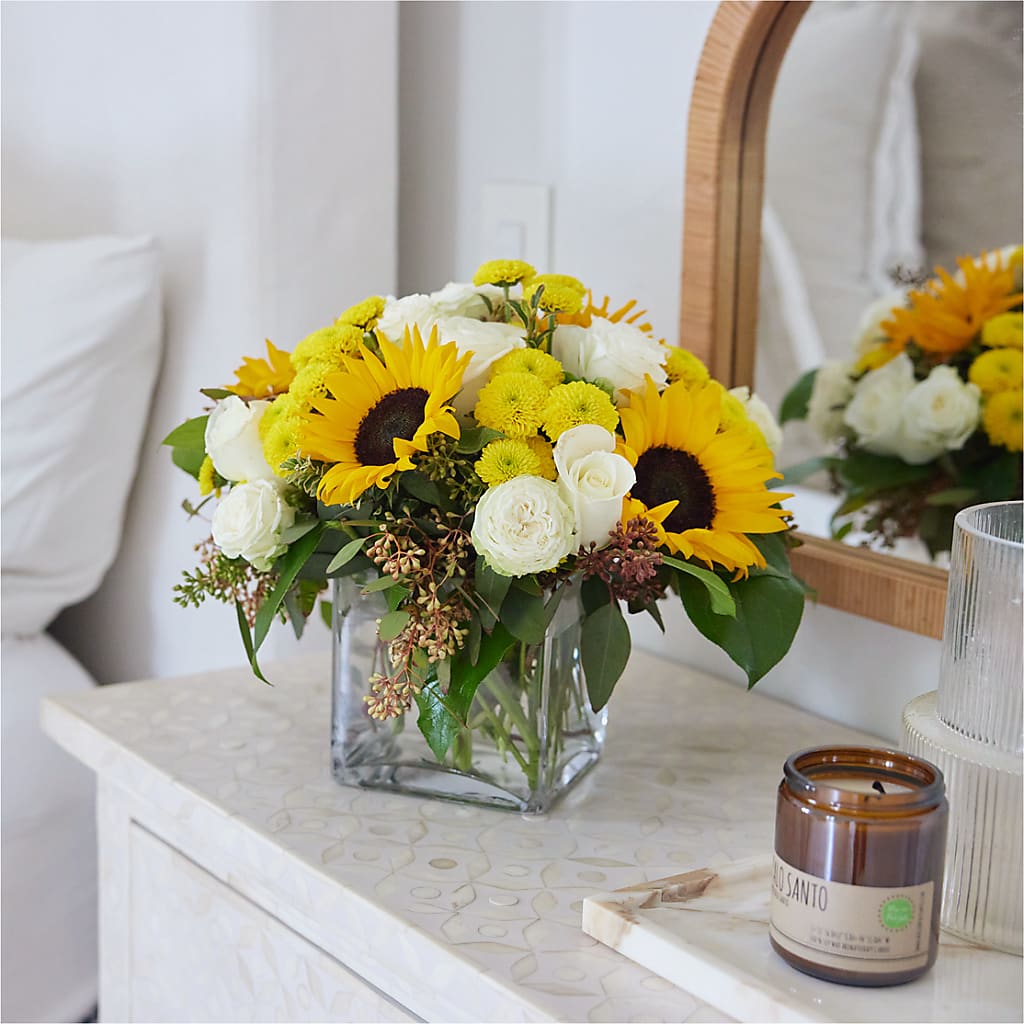 Luminous Morning Bouquet – Jazmin Flowers, Chicago IL