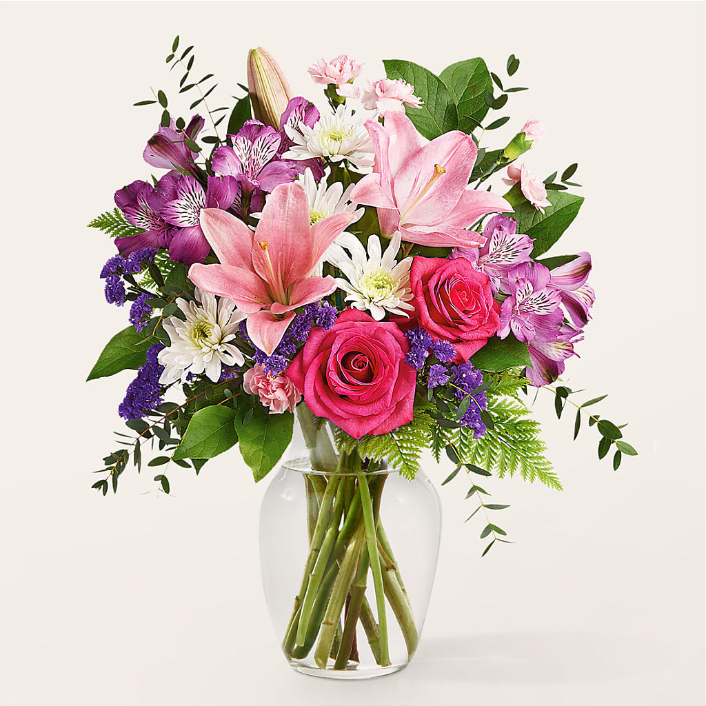 Lace & Pearls Bouquet – Jazmin Flowers, Chicago IL