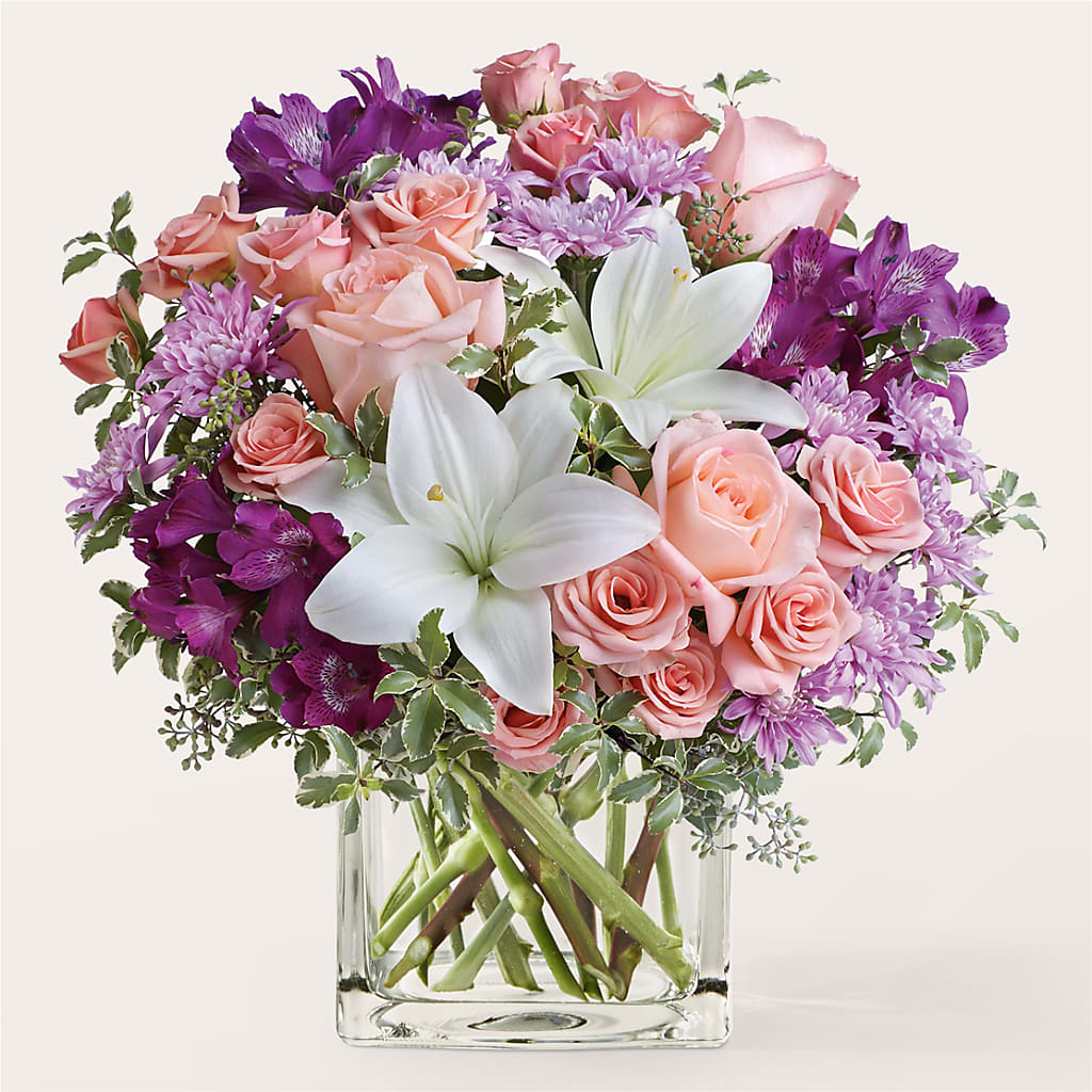 Mani Pedi Bouquet – Jazmin Flowers, Chicago IL