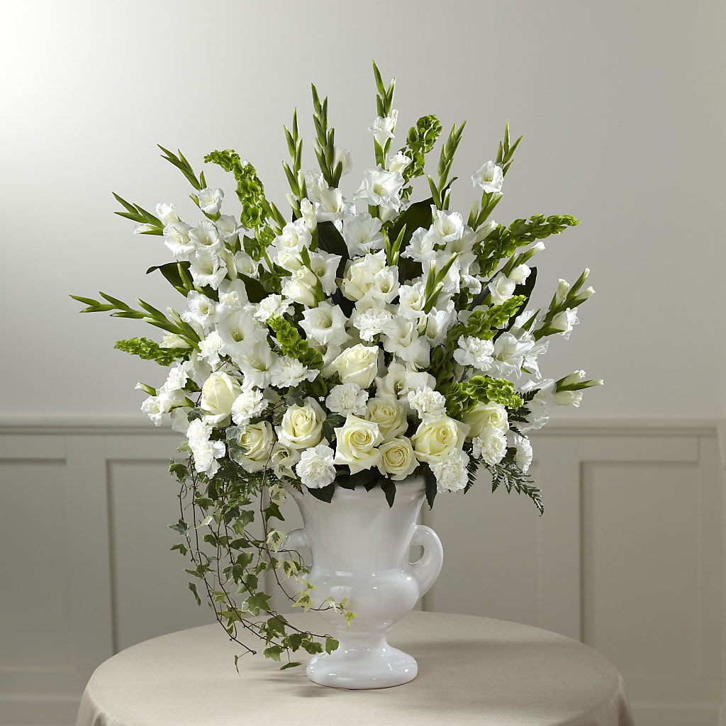 Fond Reflections Arrangement – Jazmin Flowers, Chicago IL