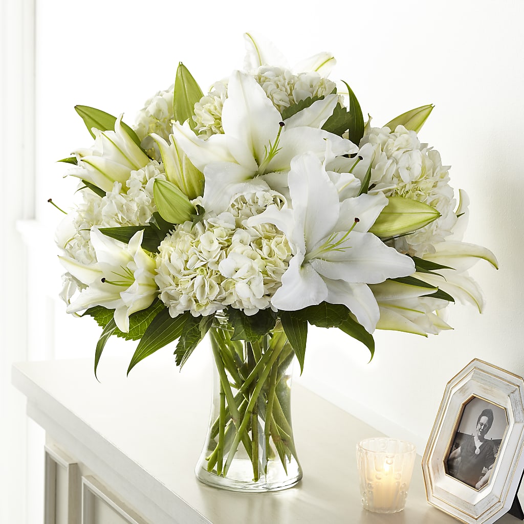 Compassionate Lily Bouquet – Jazmin Flowers, Chicago IL