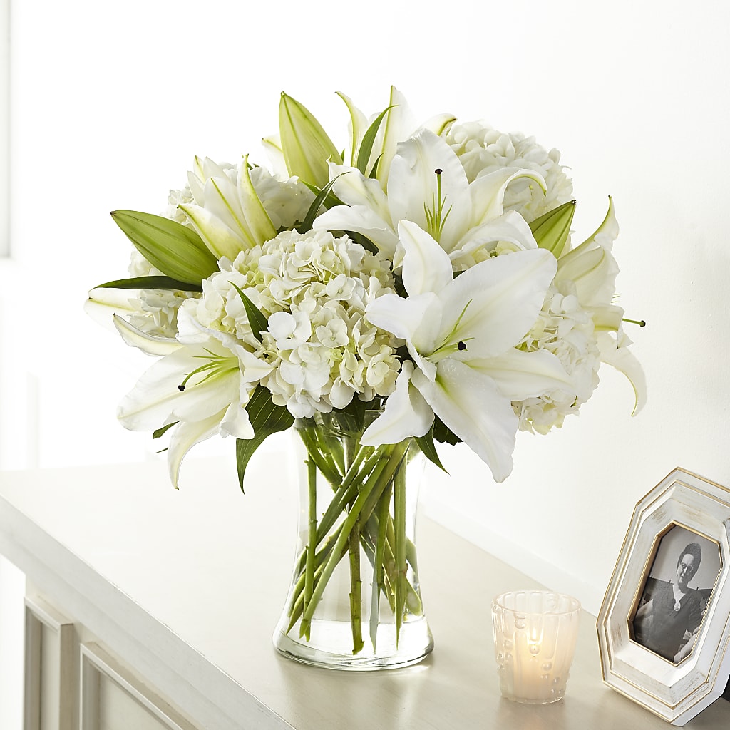 Compassionate Lily Bouquet – Jazmin Flowers, Chicago IL