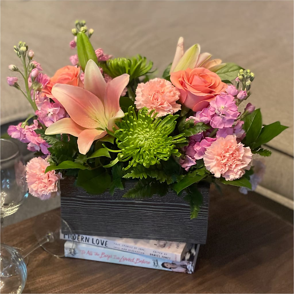 Beautiful Spirit Basket – Jazmin Flowers, Chicago IL