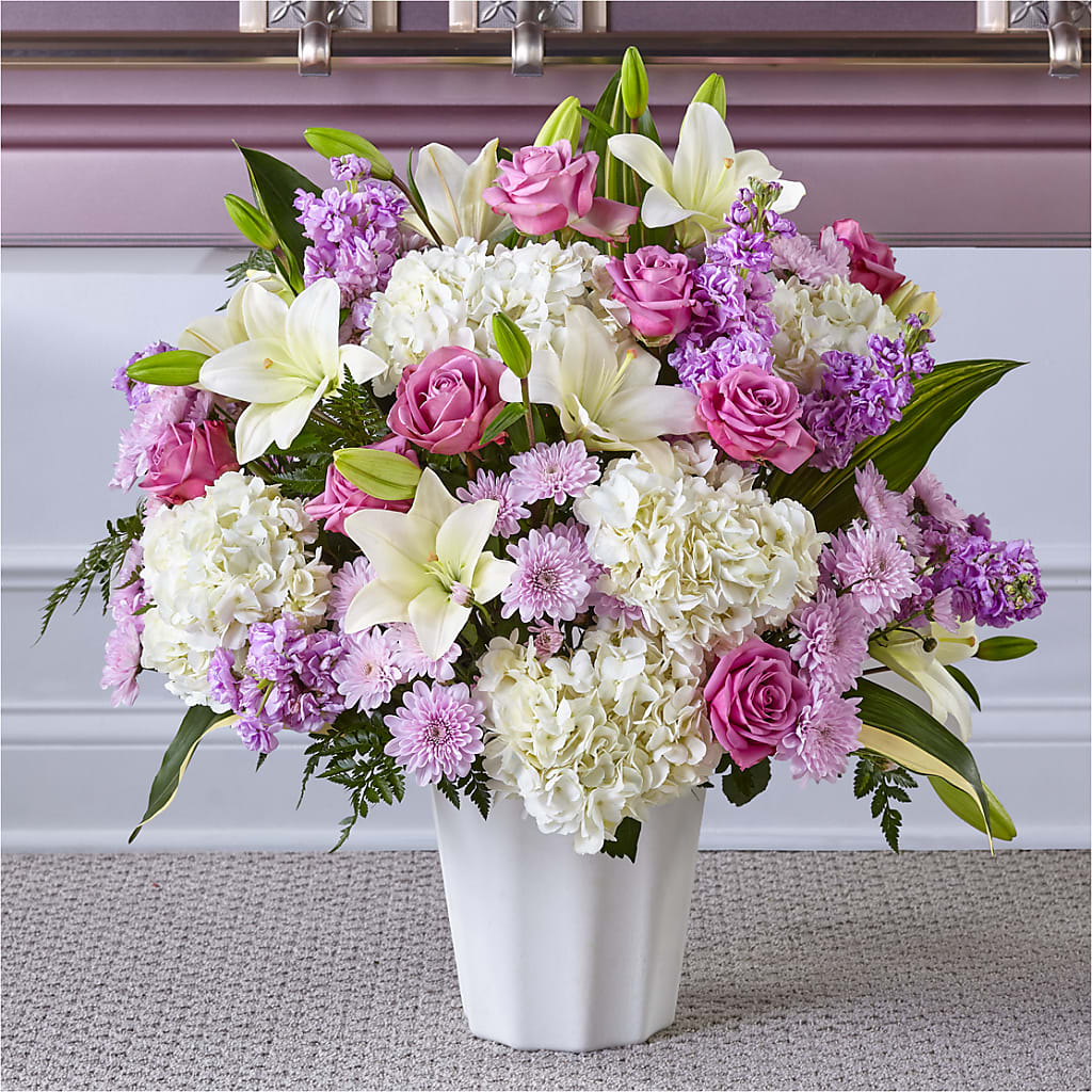 Heaven Sent Floor Basket – Jazmin Flowers, Chicago IL