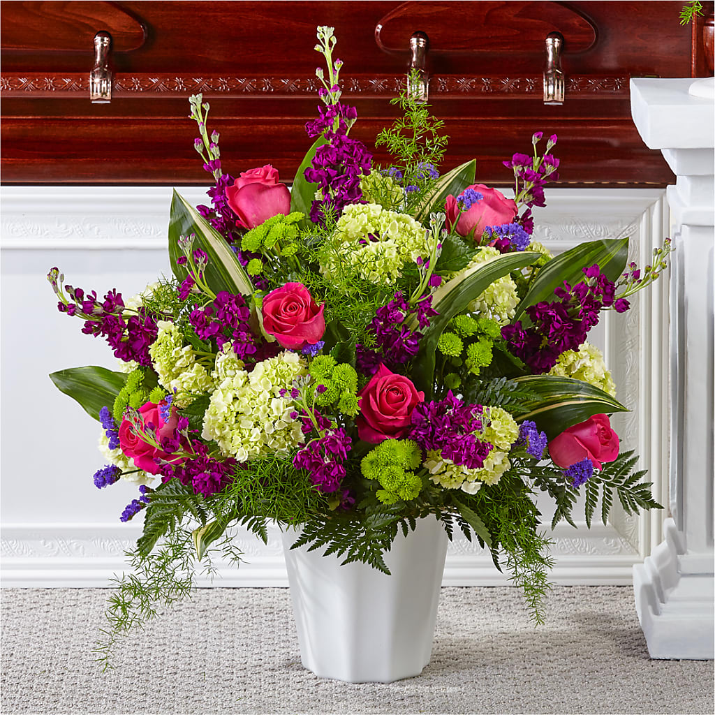 Beautiful Horizons Floor Basket – Jazmin Flowers, Chicago IL
