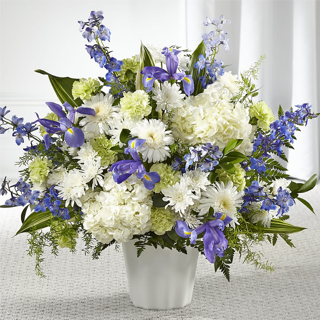 Soft Serenity Floor Basket – Jazmin Flowers, Chicago IL