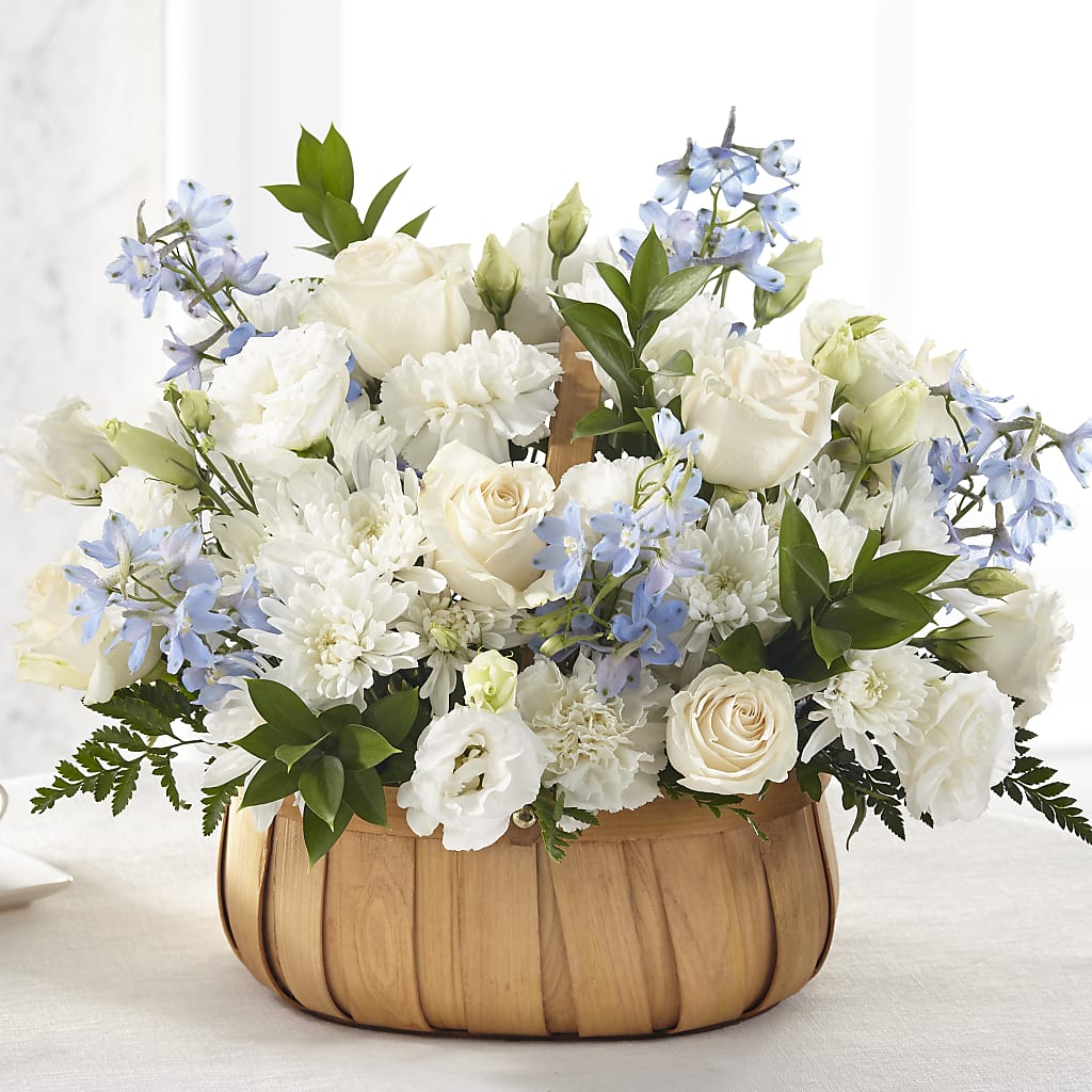Sincerely Heartfelt Basket – Jazmin Flowers, Chicago IL