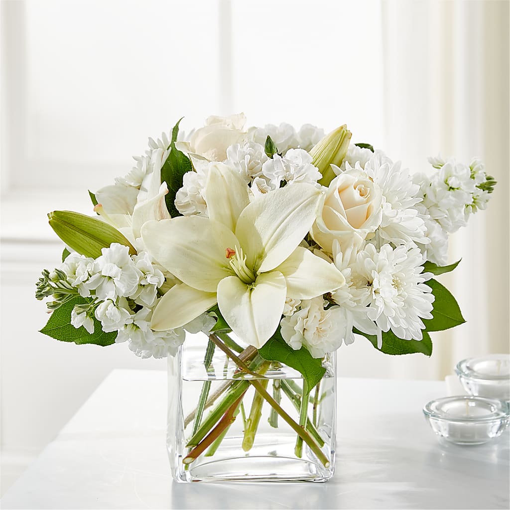Gentle Breeze Bouquet – Jazmin Flowers, Chicago IL