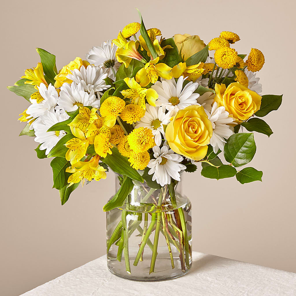 Sunny Sentiments Bouquet – Jazmin Flowers, Chicago IL