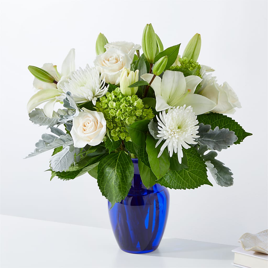 Snowy Dreams Bouquet – Jazmin Flowers, Chicago IL
