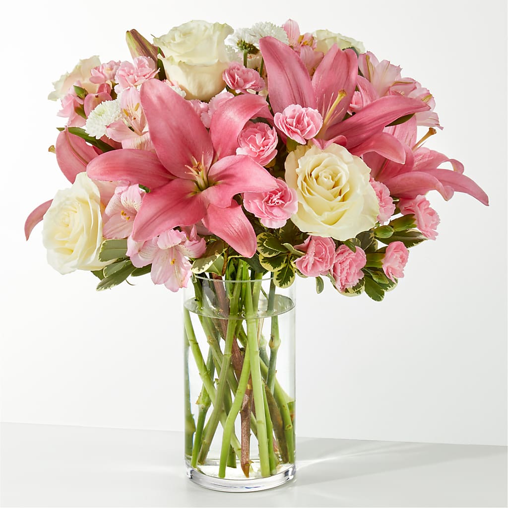 Piece of Cake Bouquet – Jazmin Flowers, Chicago IL