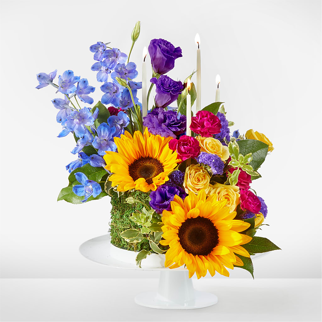 Star of the Day Floral Cake – Jazmin Flowers, Chicago IL