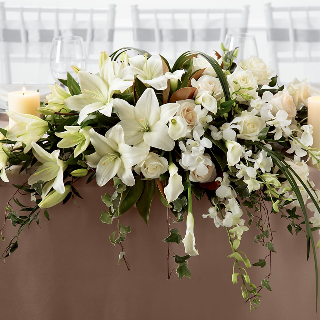 White Linen Arrangement – Jazmin Flowers, Chicago IL