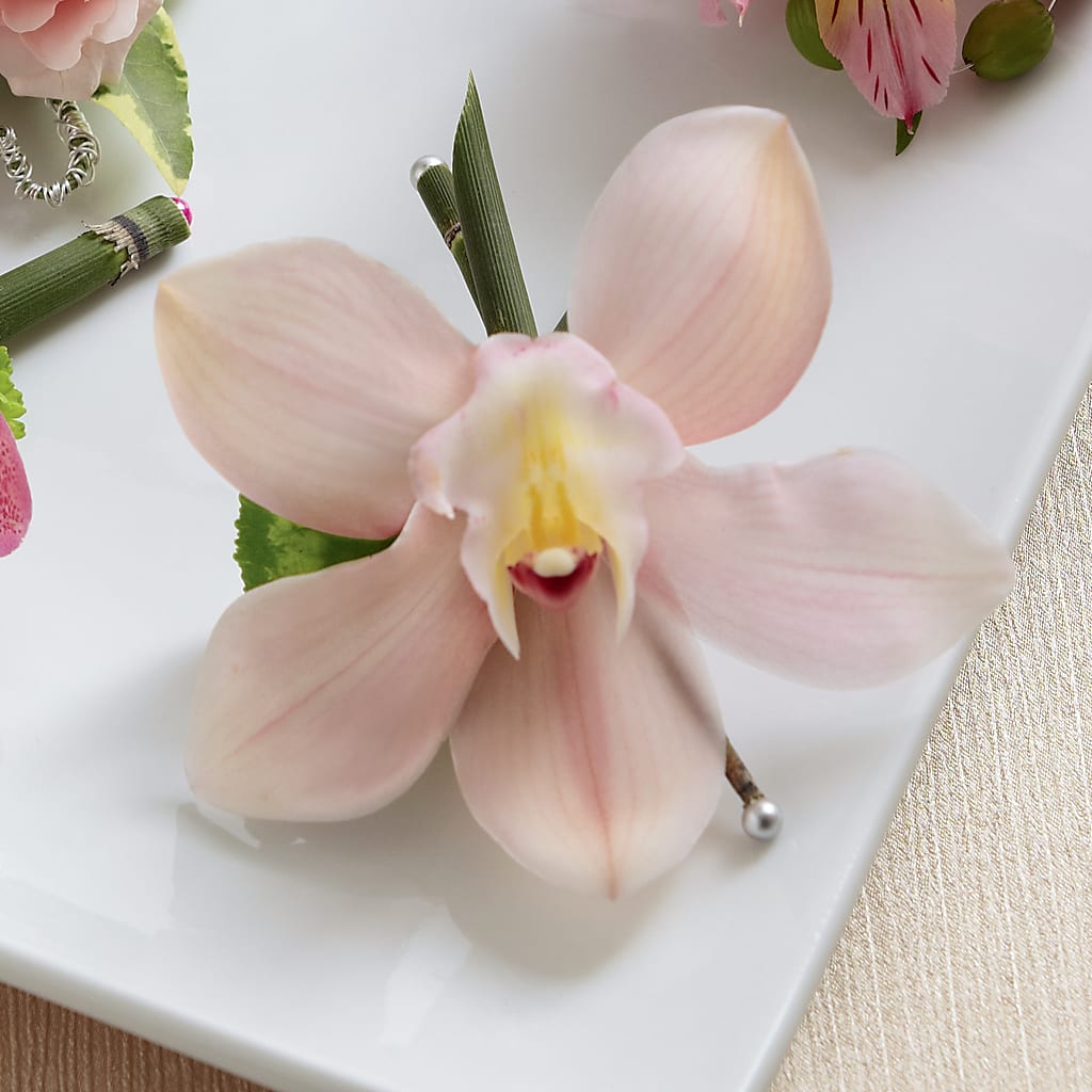 Pink Cymbidium Boutonniere – Jazmin Flowers, Chicago IL