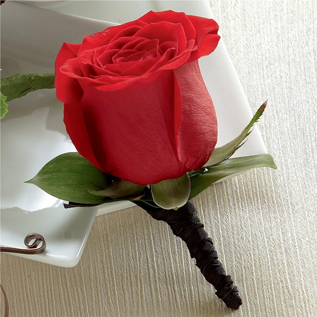 Red Rose Boutonniere – Jazmin Flowers, Chicago IL