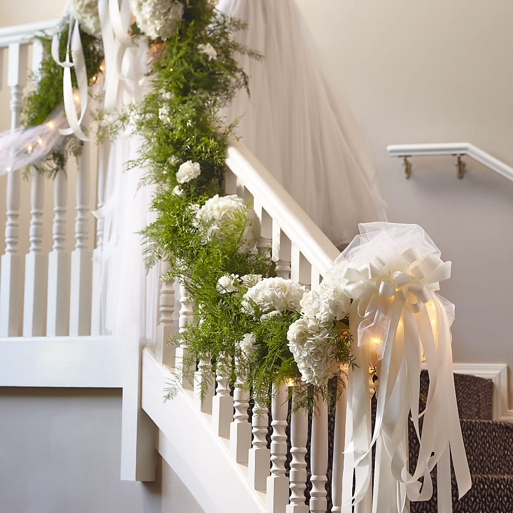 Champagne Dreams Garland – Jazmin Flowers, Chicago IL