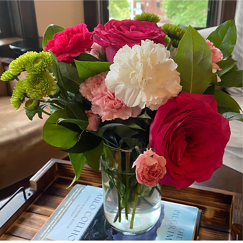 Sweet & Pretty Bouquet –  Jazmin Flowers, Chicago IL