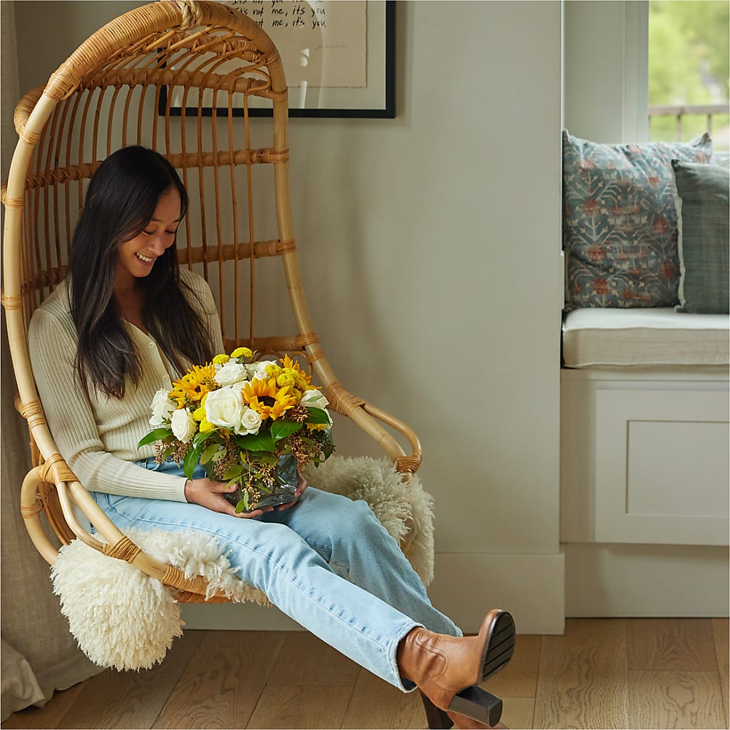 Luminous Morning Bouquet –  Jazmin Flowers, Chicago IL