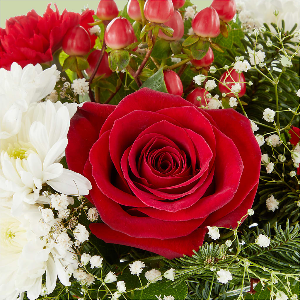 Chance of Flurries Bouquet –  Jazmin Flowers, Chicago IL