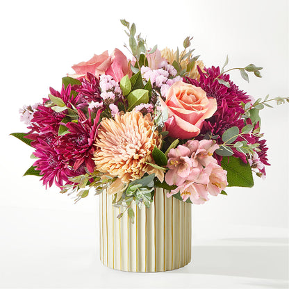 Berry Cobbler Bouquet with Ivory Vase –  Jazmin Flowers, Chicago IL