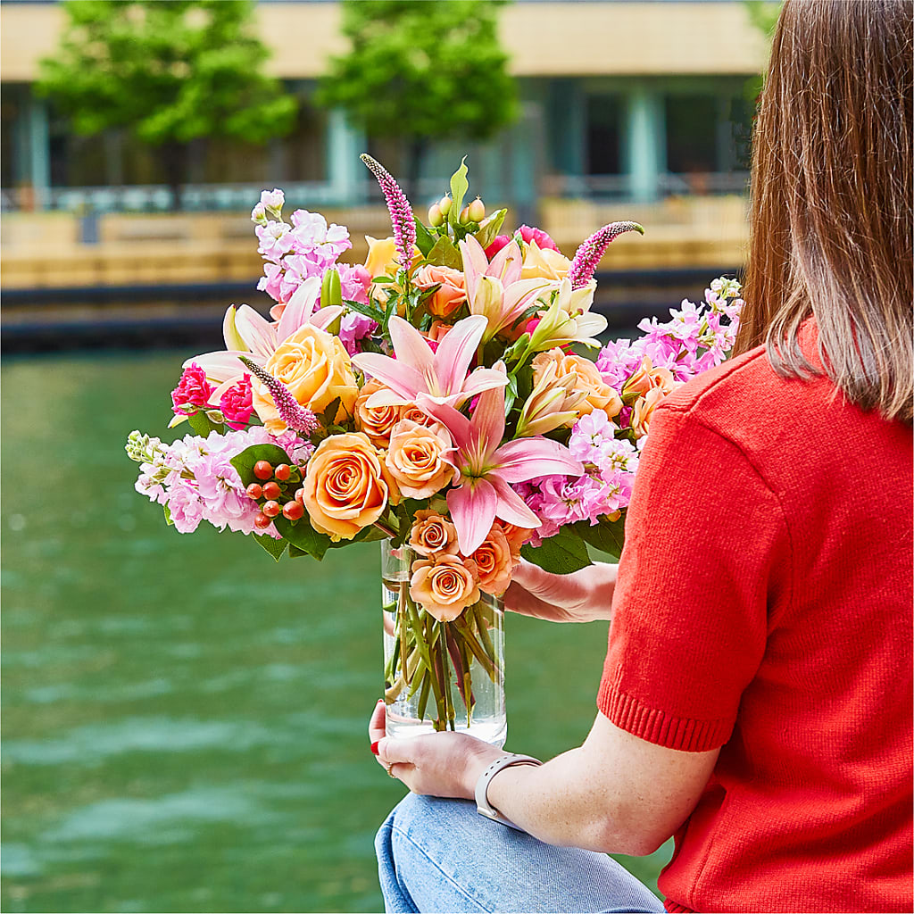 Bisous Bouquet –  Jazmin Flowers, Chicago IL